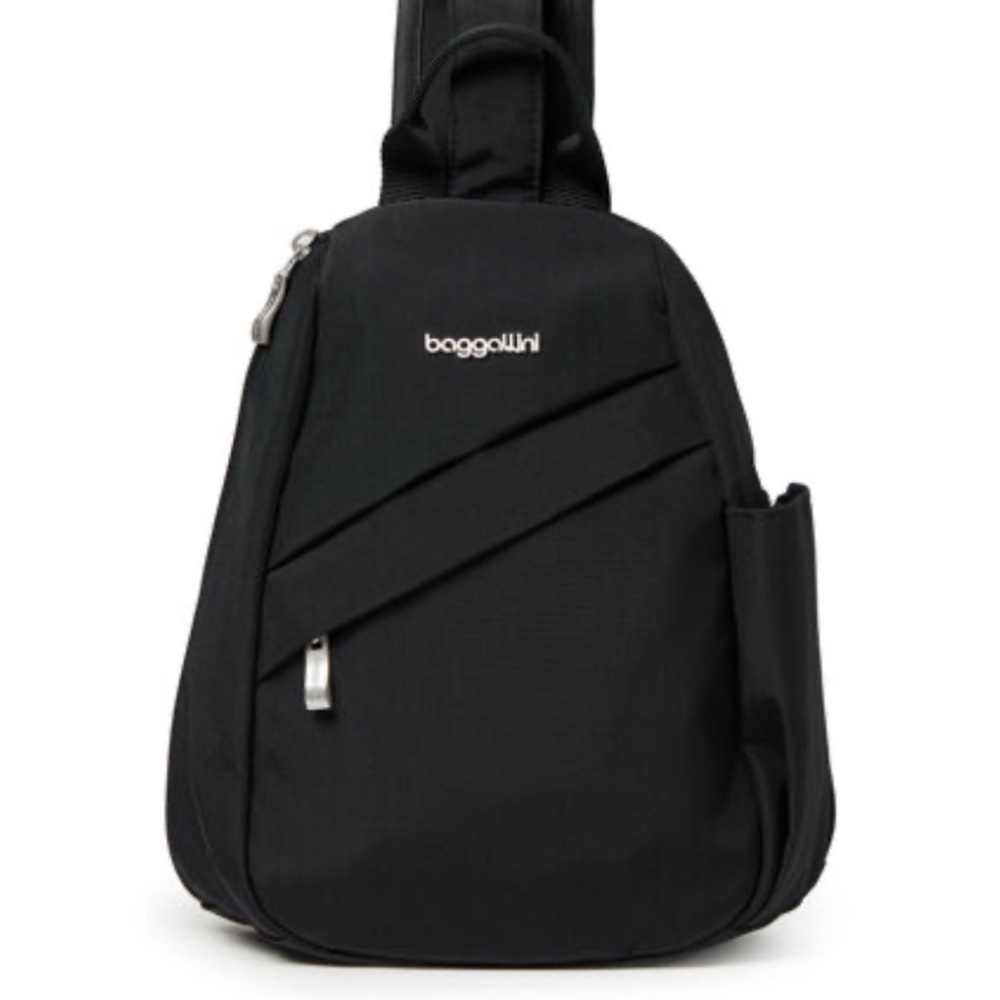 NWT Baggallini Medium Sling Backpack - Lightweight Sling Bag